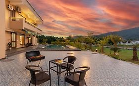 Asante Farms Villa By Stayvista - Private Pool Haven With Endless Views & Indoor Fun