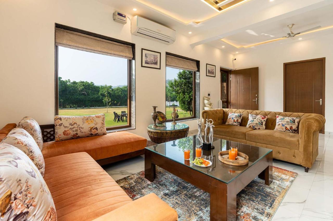 Brookvale Manor By Stayvista - Private Pool Haven With Endless Views & Indoor Fun Sohna Exterior photo
